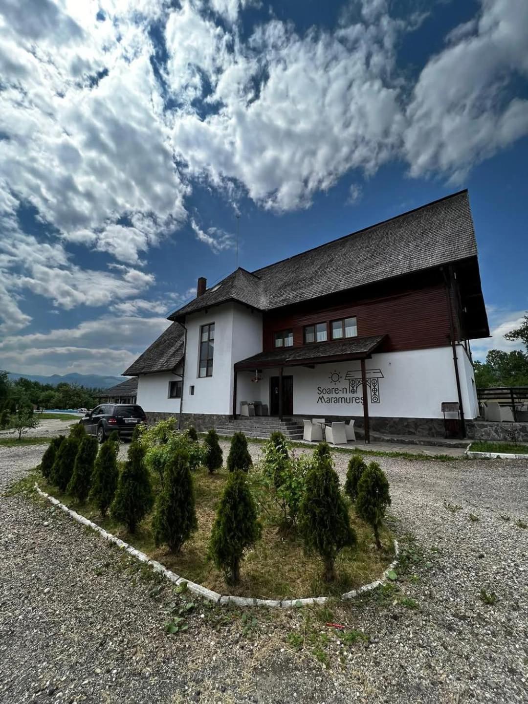 Soare-N Maramures Budeşti Exteriör bild